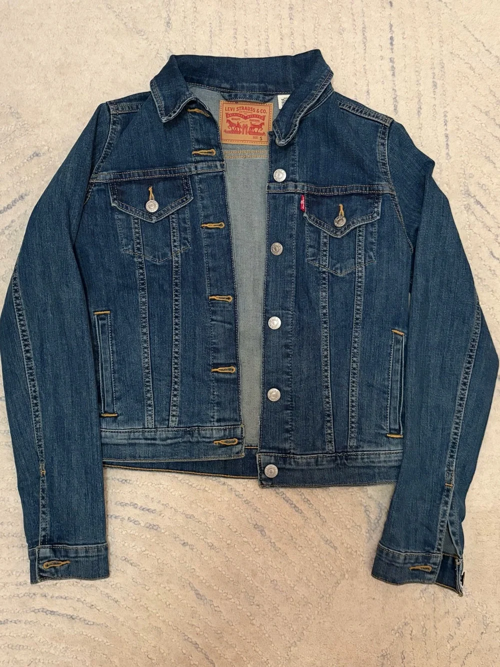 Levi's Women’s Dark Blue Wash Denim Trucker Jean Jacket